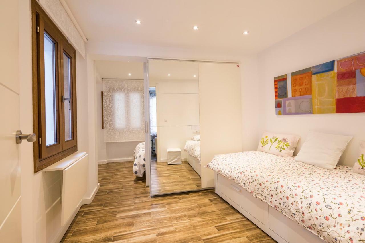 Livings En Elvira Centro Lägenhet Granada Exteriör bild