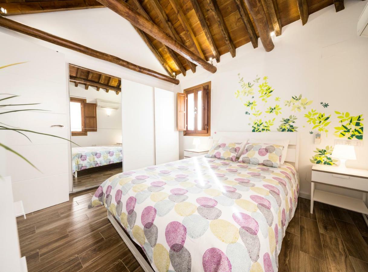 Livings En Elvira Centro Lägenhet Granada Exteriör bild